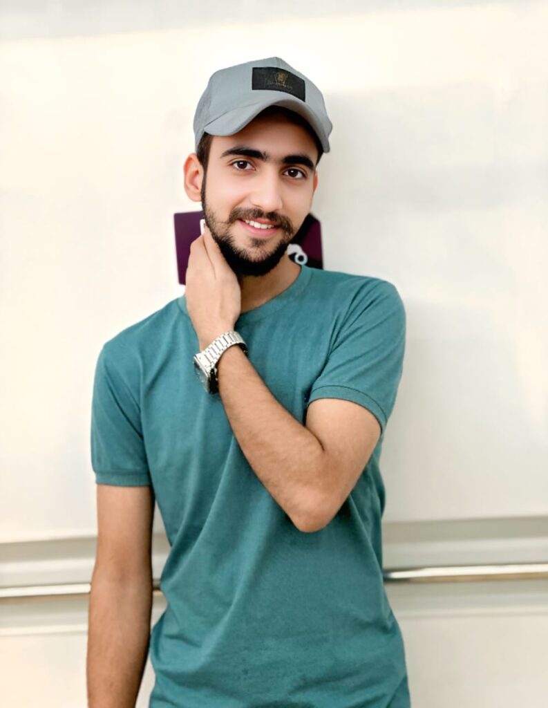 b5998957 b2a1 46f6 84c9 66149f468372